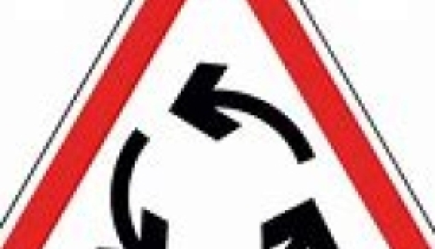 Aborder un carrefour à sens giratoire